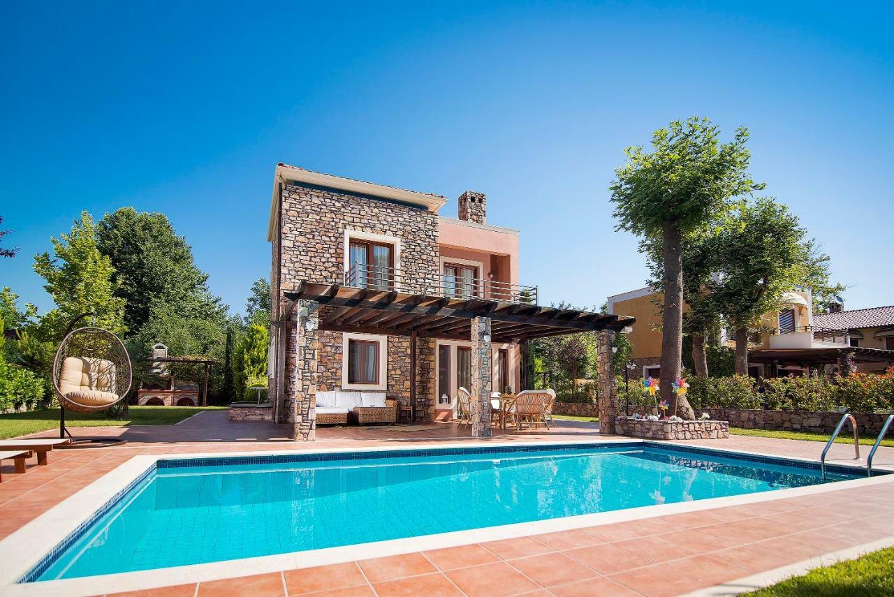 Olympus Villas Paralia Skotinis Exterior photo